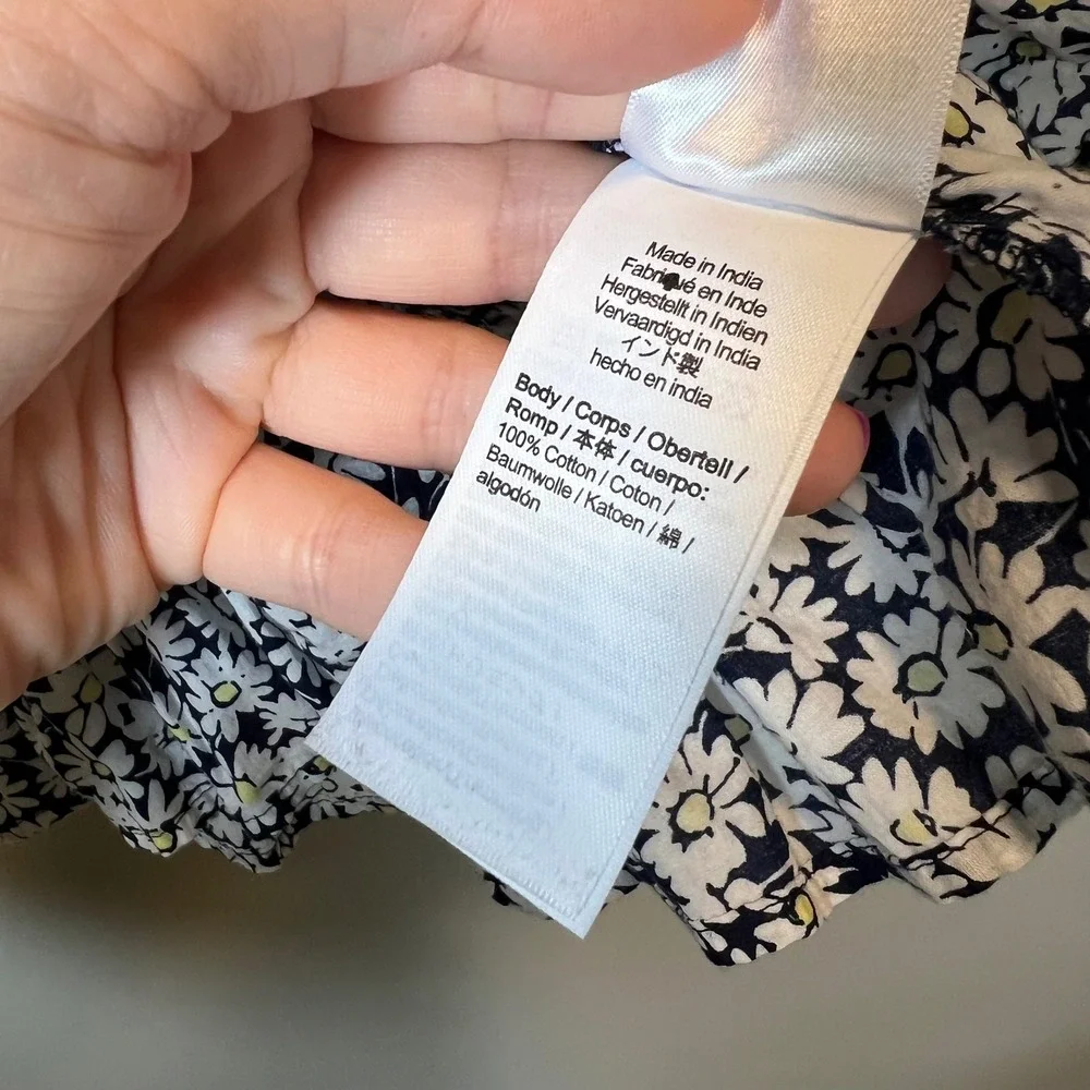 J. Crew Puff Sleeve Smocked Peplum Daisy Floral Top Navy White Cotton Medium